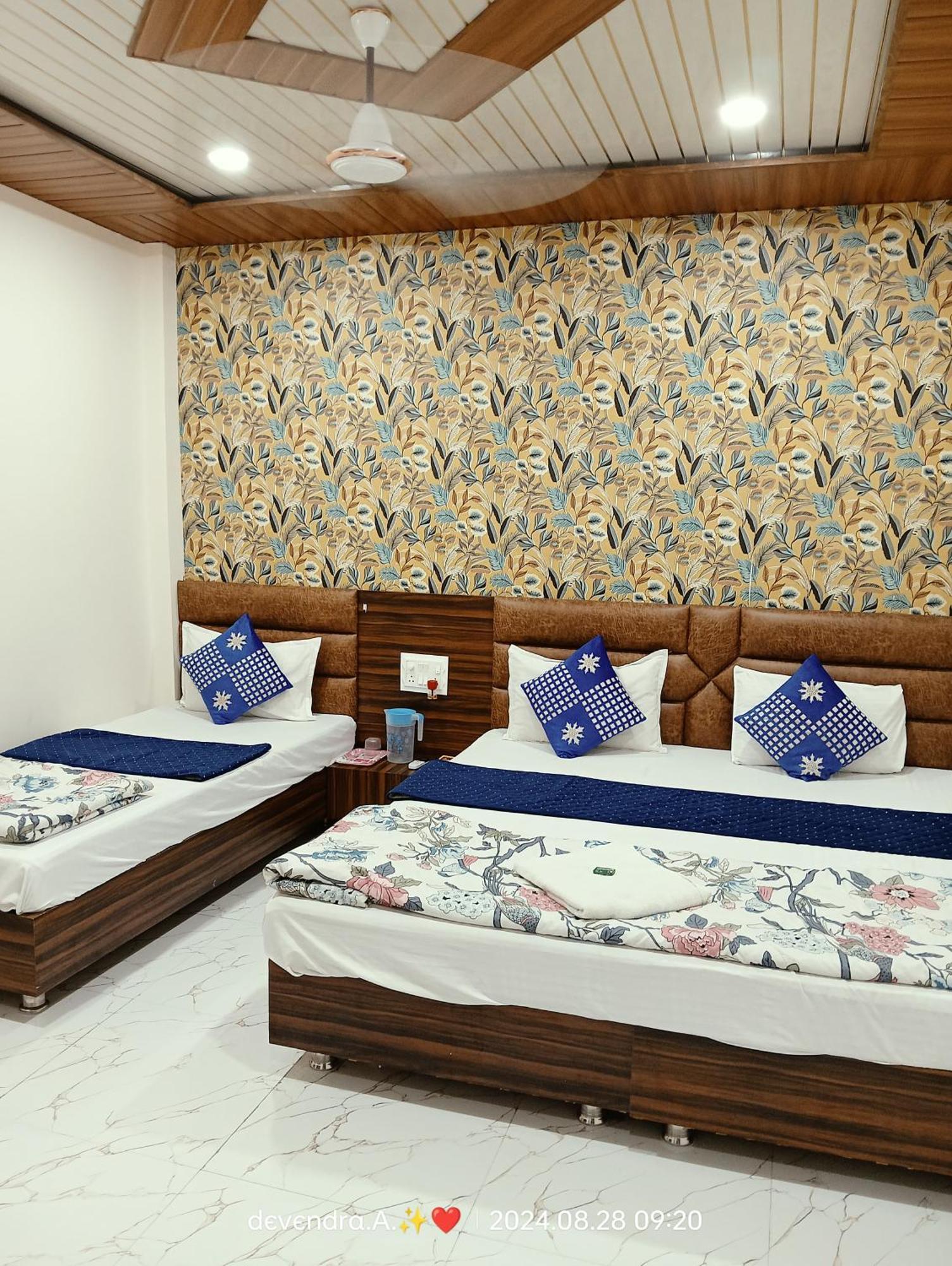Hotel Ganga Sagar Ujjain Exterior photo